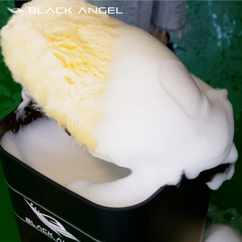 BLACK ANGEL プレミアムカーシャンプー 300ml B104